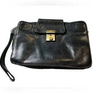 Vintage Black Boulder Ridge Supple Aged Women’s Leather Wristlet Clutch Purse